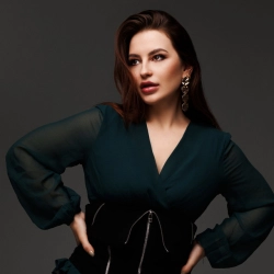 Исполнитель: ANELLE