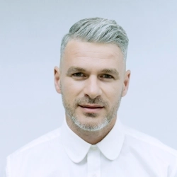 Исполнитель: Арсен Мірзоян