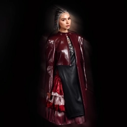 Исполнитель: AY YOLA