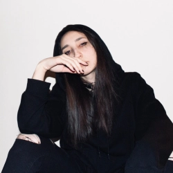 Исполнитель: билборды