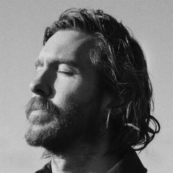 Исполнитель: Calvin Harris