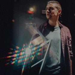 Исполнитель: David Glads