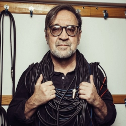 Исполнитель: ДДТ