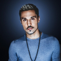 Исполнитель: Дима Билан