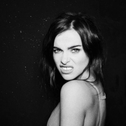 Исполнитель: Елена Темникова