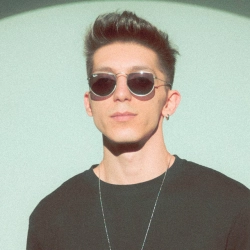 Исполнитель: EMR3YGUL