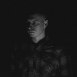 Исполнитель: Frainbreeze