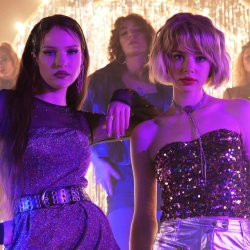 Исполнитель: Комбинация