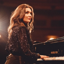 Исполнитель: Ksenia Kostina