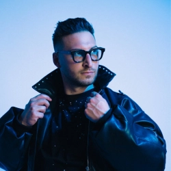 Исполнитель: Matt Sassari