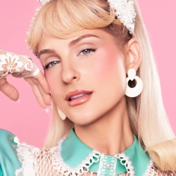 Исполнитель: Meghan Trainor