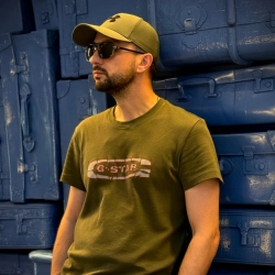 Исполнитель: MOTROV