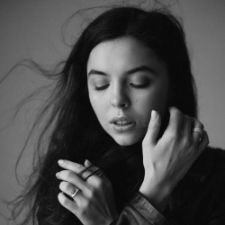 Исполнитель: Nichka