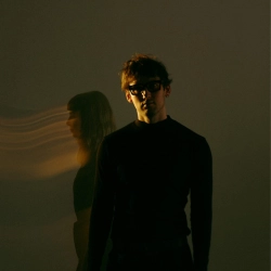 Исполнитель: Phil It