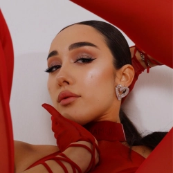 Исполнитель: POLINA DASHKOVA