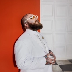 Исполнитель: Teddy Swims