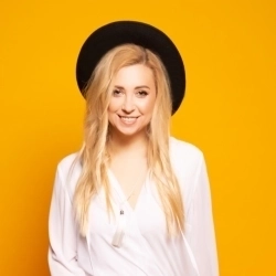 Исполнитель: Тоня Матвиенко