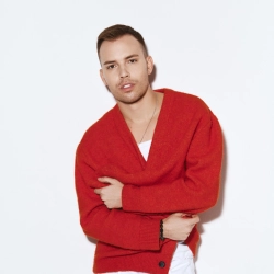 Исполнитель: Yogen