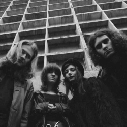 даніо-реріо - Іду сама