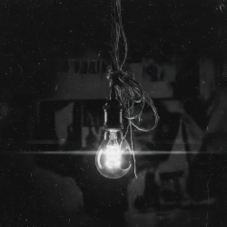 Never Seen Miami - Поки у мене є світло