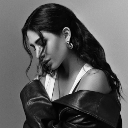 Skylerr - Закохалася